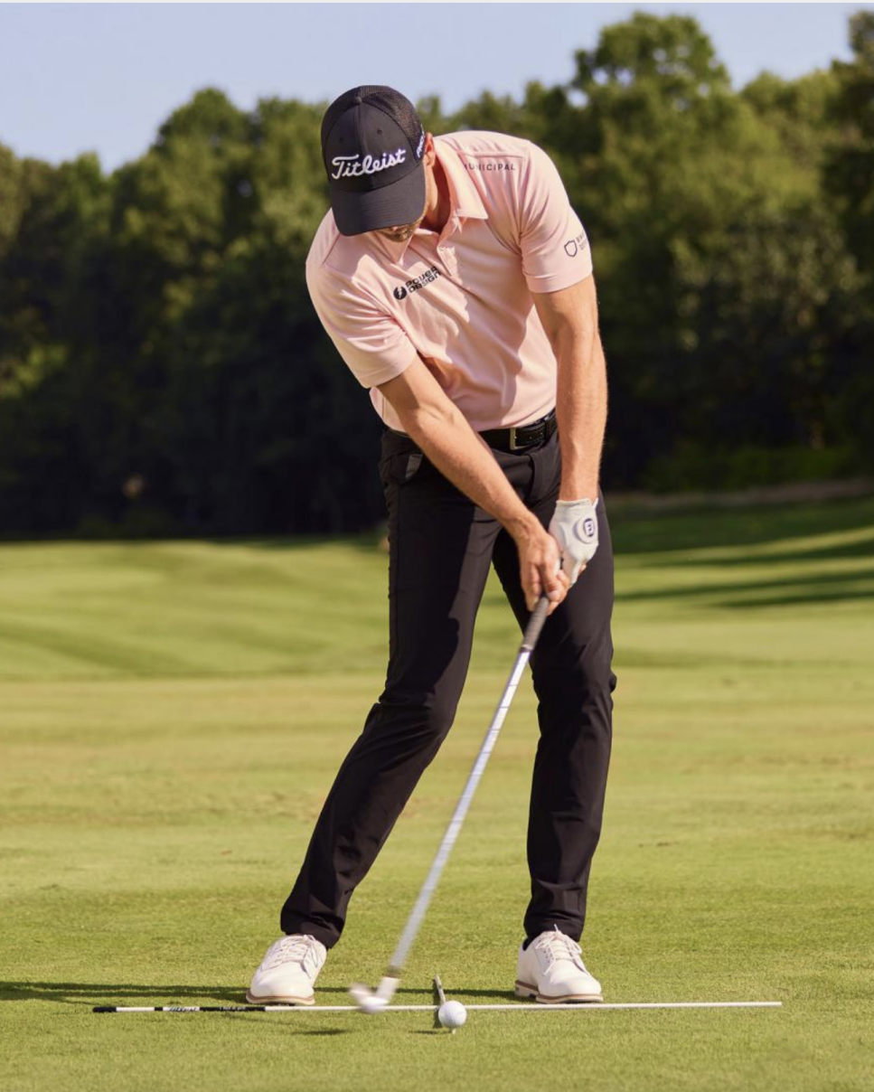 https://www.golfdigest.com/content/dam/images/golfdigest/fullset/fitness-2024/Clark pre impact.png